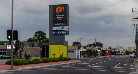 Taxi From Pakenham To Melbourne Airport