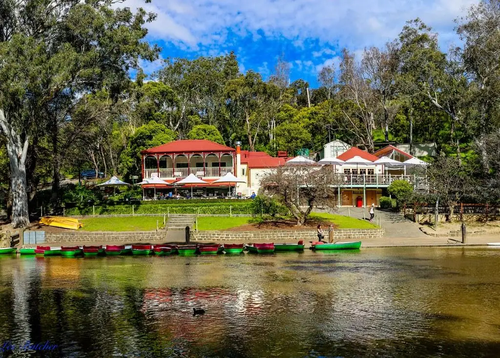 car hire melbourne near me